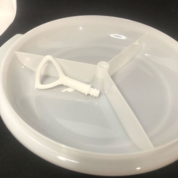 Vtg tupperware suzette div. serving dish handle #608-4 lid #229-17 seal logo - Picture 7 of 10